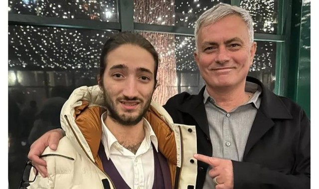 jiuyou官网入口-葡媒介绍穆里尼奥儿子马里奥：18岁挂靴，目前正在当游戏主播