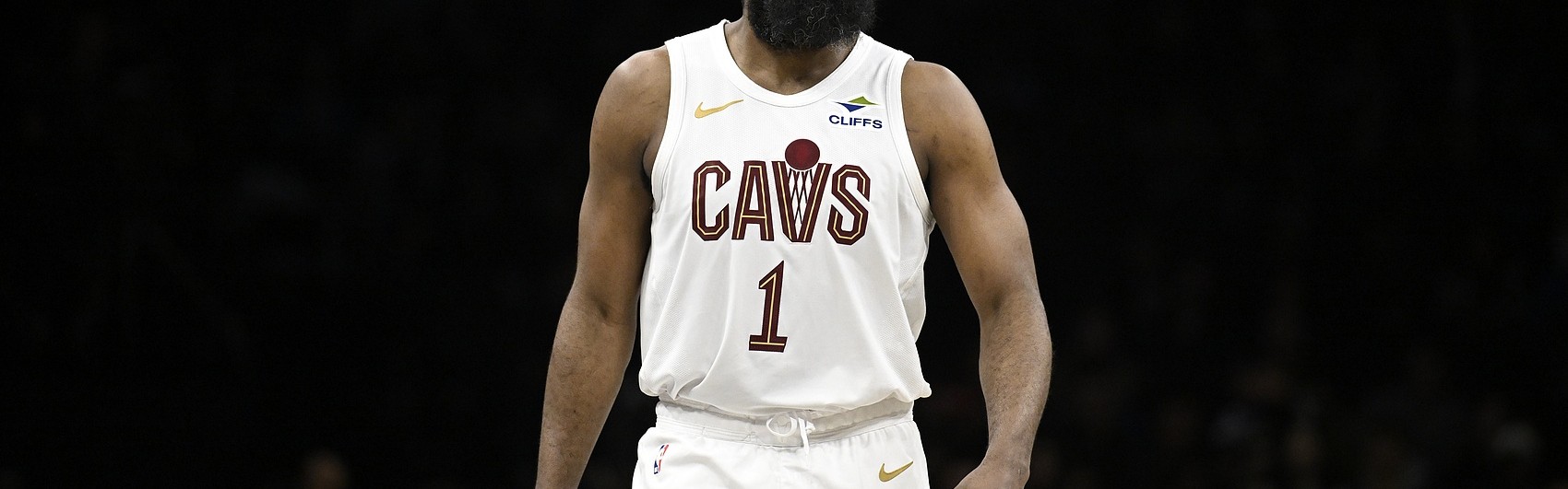 在线娱乐-队记：哈登拇指肿胀已明显消退瘀伤也有减轻 他会继续戴护具参赛