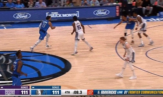 九游娱乐-东契奇缺阵丁威迪轰36分化身大腿 独行侠继续打脸